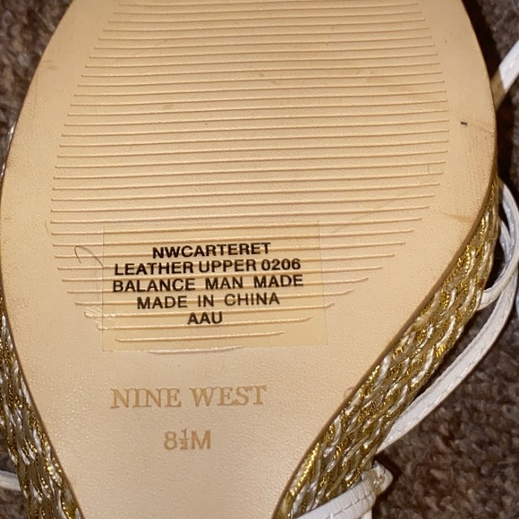 🤍💛🤍NWT Nine West White Leather & Gold Wedge Sandals - Picture 13 of 13